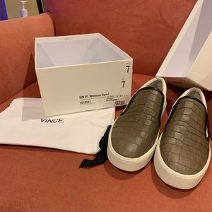 Vince slip on sport sneakers